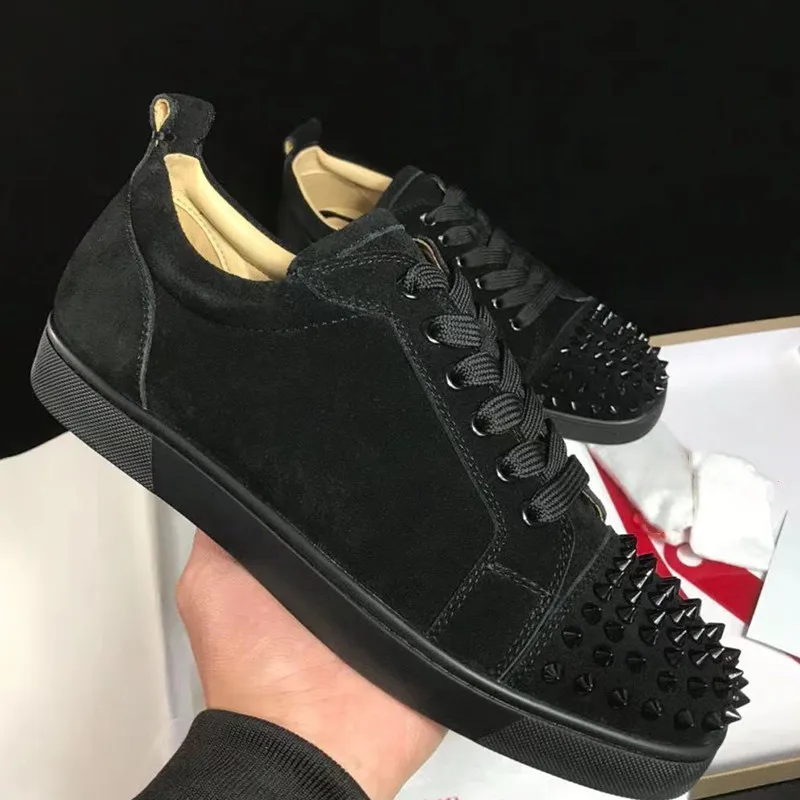 Plus Größe Männer Luxus Mode Sänger Bühne DJ Kleid Nieten Schuhe Kuh Wildleder Leder Nieten Schuh schwarz trendige Spikes Schuhe männlich