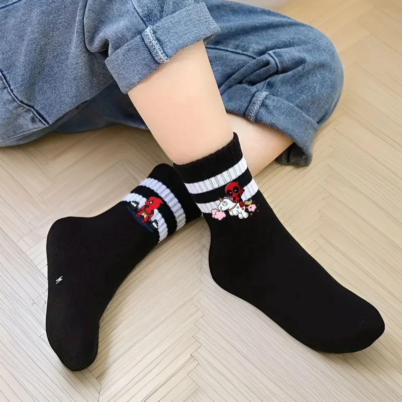 

Dead-pool Superhero Socks Fashionable Versatile Socks Comfortable Lightweight Mid Length Socks Women's Casual Sports Sock Anime