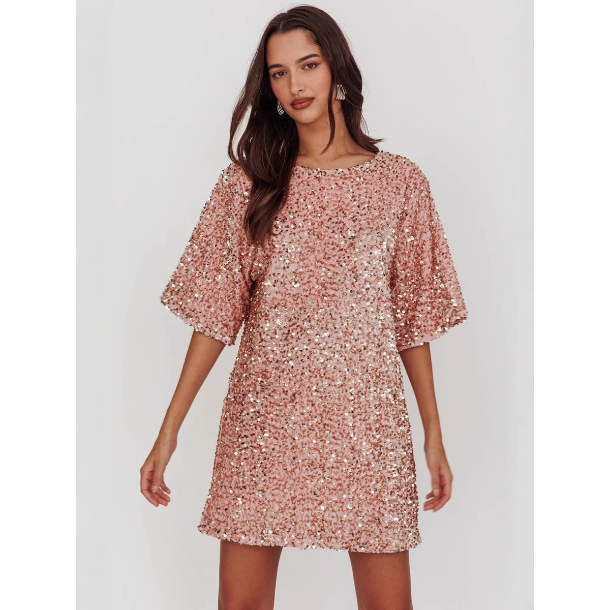 Spring 2025 Women's round Neck Short Sleeve Loose plus Size Sexy Sequin Short Dress Fashionable Casual One Step Skirt Dress