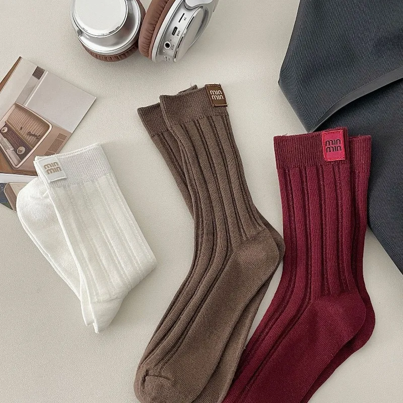 5 Pairs Autumn Couple Vertical Striped Letter Thick Needle Middle Tube Socks with Fabric Label on The Heel Pure Cotton Pile Sock