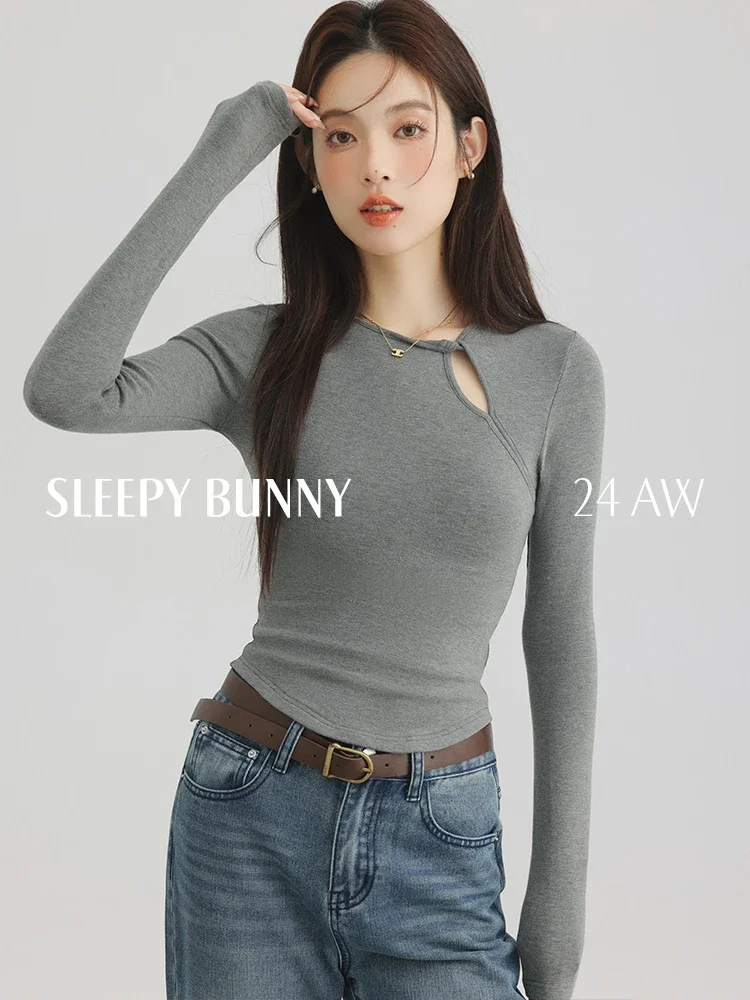 

Winter Women Knot Cutout Design Long Sleeve T-Shirt Elegant Slim Fit Base Layer Top Stylish and Cozy Inner Wear for Any Outfit