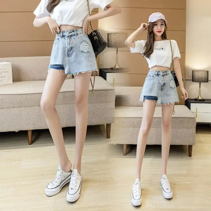 

Джинсовая юбка-шорты больших размеров с асимметричными прорезями, высокой талией, стройнящим А-силуэтом для полных женщин