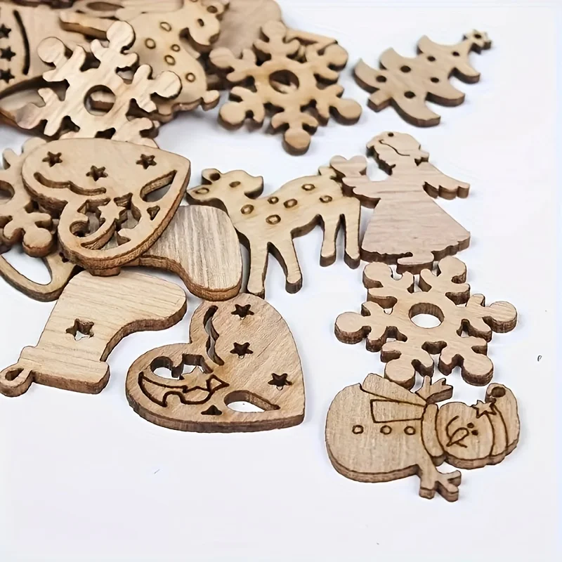 50 Stück gemischte Weihnachtsschmuck aus Holz, Rentierglocke, Schneeflocke, Sockenformen für DIY-Baum, zum Aufhängen, Zuhause, Party, festliche Dekoration