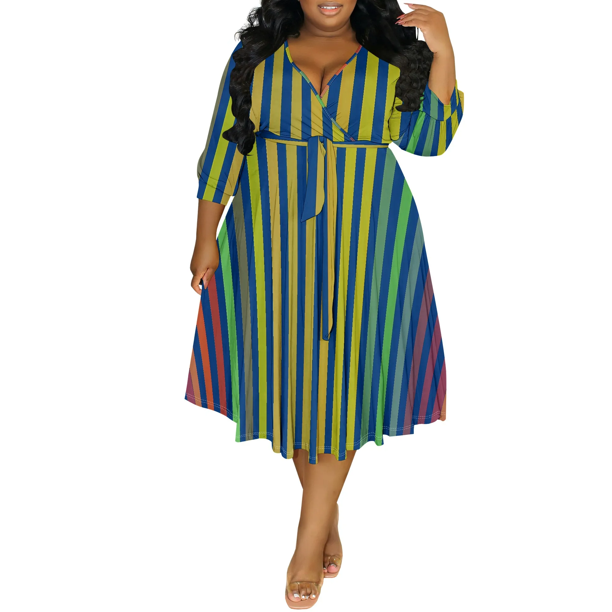 Рисунок 2 - Платье больших размеров в радужную