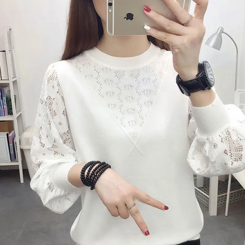 Casual Hollow Out Lace Spliced Blouse Spring Autumn Korean Solid Color Female Clothing All-match Long Sleeve O-Neck Loose Shirt