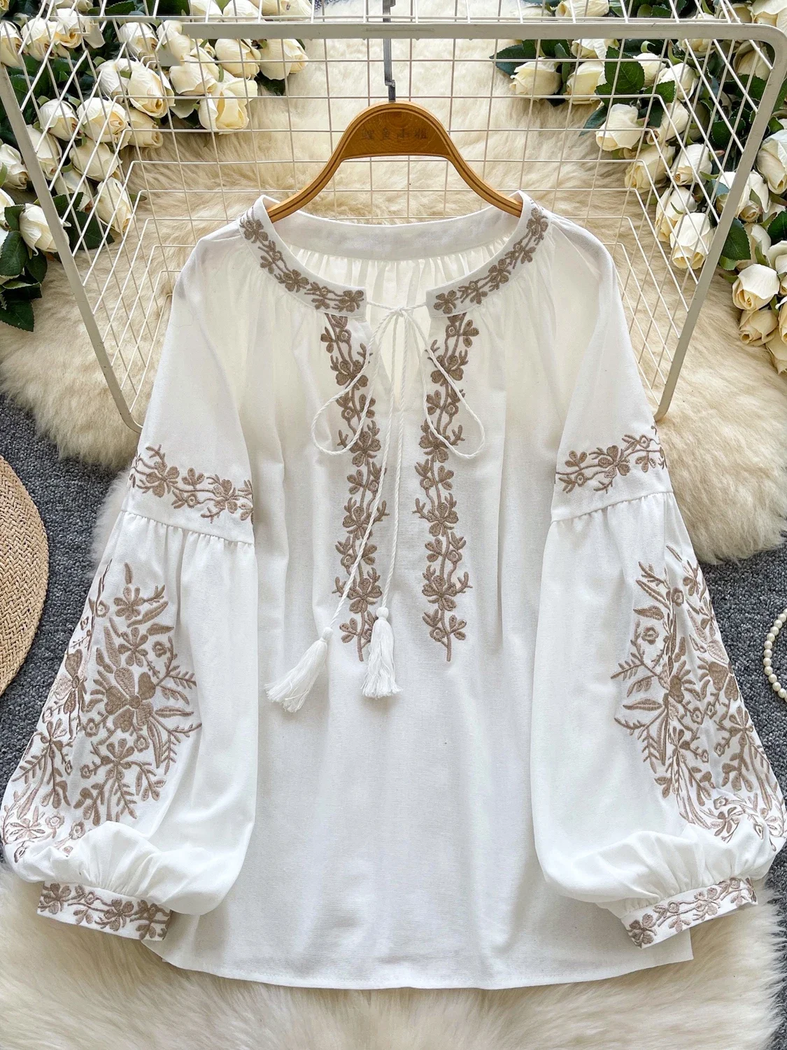 

Western Vintage Heavy Embroidery Shirt New Loose Slim Elegant Blouses Lace Up O Neck Lantern Sleeve All-match Ropa Mujer