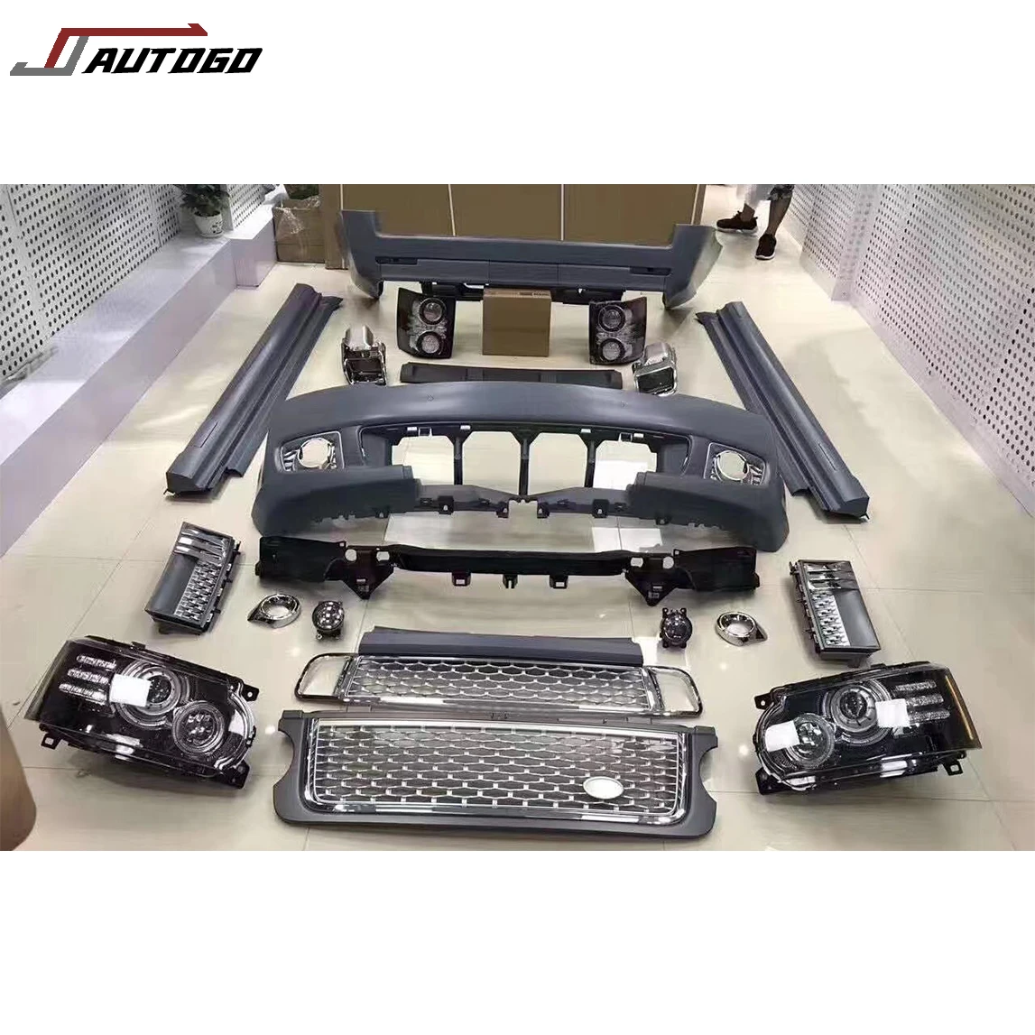 Auto Facelift Body Kit for  Range Rover 3 Vogue L322 2005 2006 2007 2008 2009 2010 2011 2012 Update to Autobiography view 3