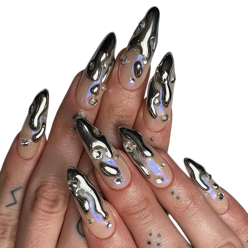 

24pcs False Nails French-style 3D Silver Gel Short Almond-shaped with Rhinestones Press-on Design—perfect As A Gift for Girls