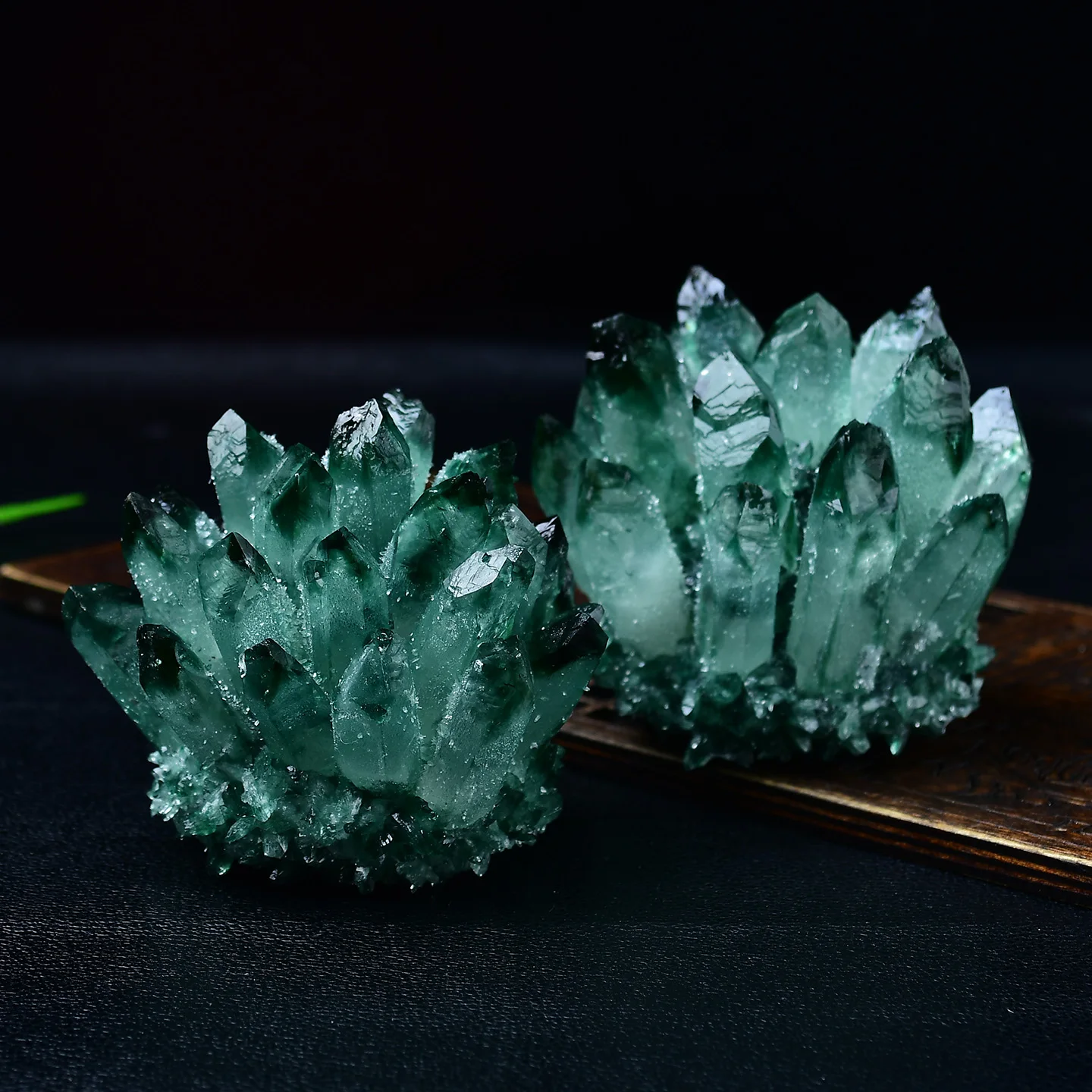 Pretty Green PHANTOM Crystal Cluster Rough Splicing Mineral Specimen