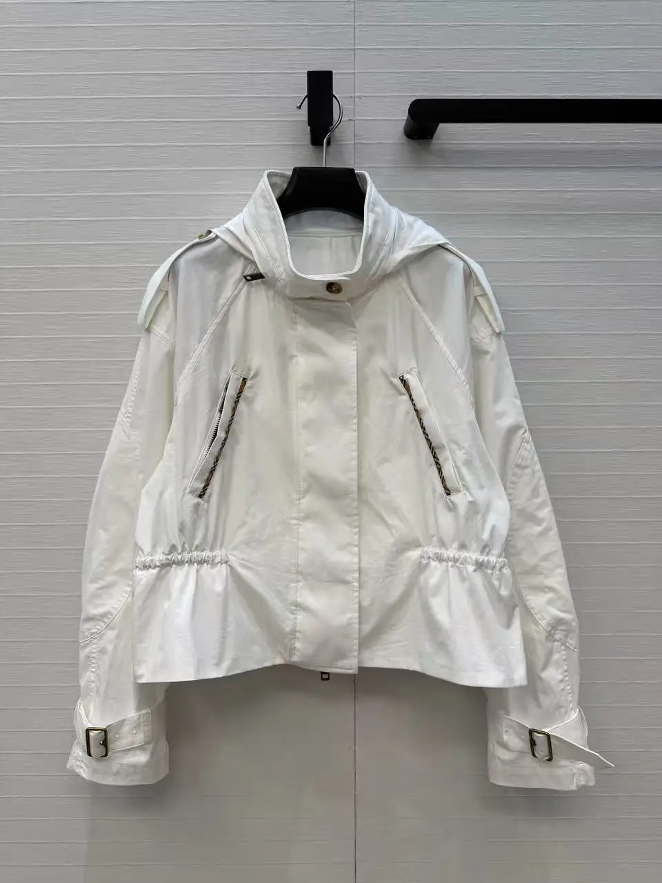 2026 New Autumn Preppy Style Short Design Trench Coat Women Hooded Zipper Long Sleeve Pockets Casual High Street Coat