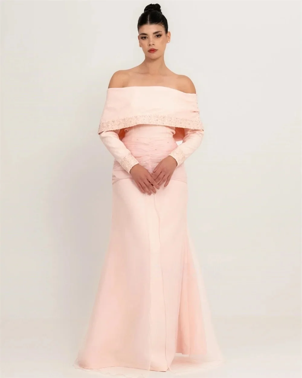 Pink Beaded Long Sleeves Bespoke Occasion Gown Evening Dresses Pastrol Unisex Jersey Retro Dubai Saudi Arabic Prom Customized