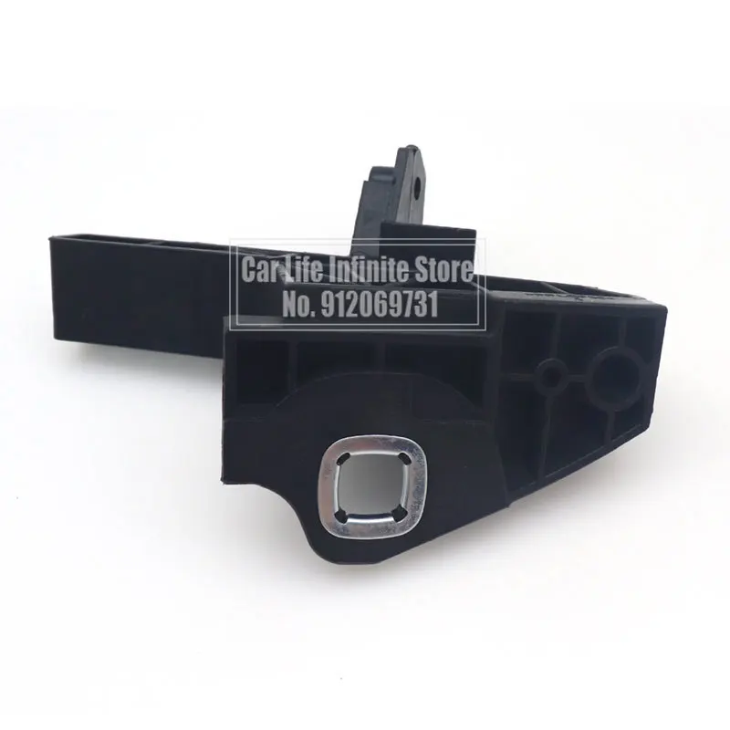 

2056203401 2056207400 2056203501 2056207500 Left & Right Front Radiator Support Bracket Fit For C300 C350e C400