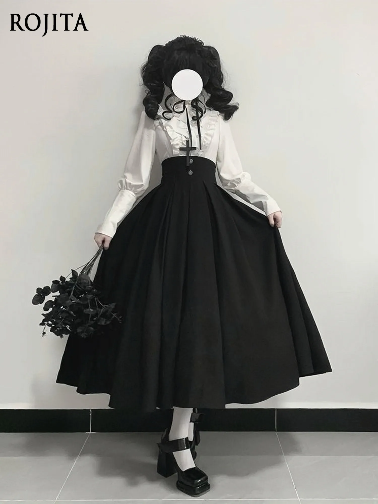 

Japanese Elegance Gothic Lolita Suit Kawaii Black White Gothic Lolita Two-Piece Set Ruffle Blouse + High Waist Suspender Skirt