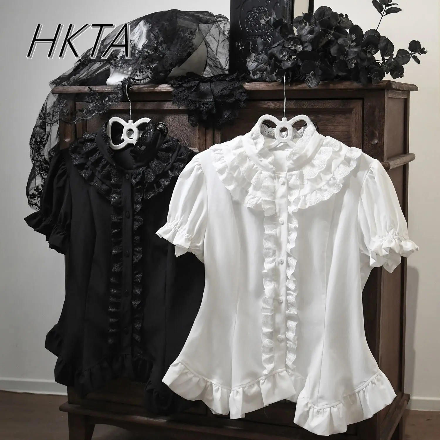 

Gothic Style Classical Slim Sleeves Stand Up Collar Shirt Top Women Lolita Lace Stitching Ruffled Edge Black Inner Blouse Top