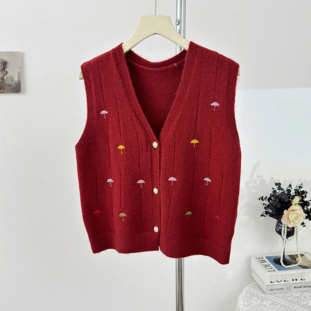 Short Cartoon Embroidery V-Neck Knitted Vest Women Sweet All-Match Single Breasted Loose Sleeveless Sweater Vests 2025 New