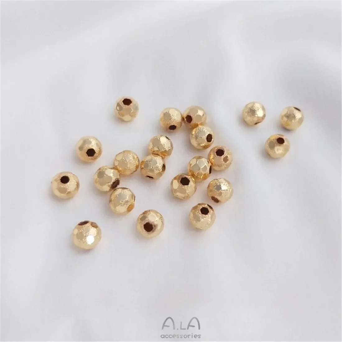 

10PCS 14K Gold-Plated Shiny Laser Beads, Round Cut Beads, Handmade Jewelry, Beaded Materials, DIY, 6mm, C261