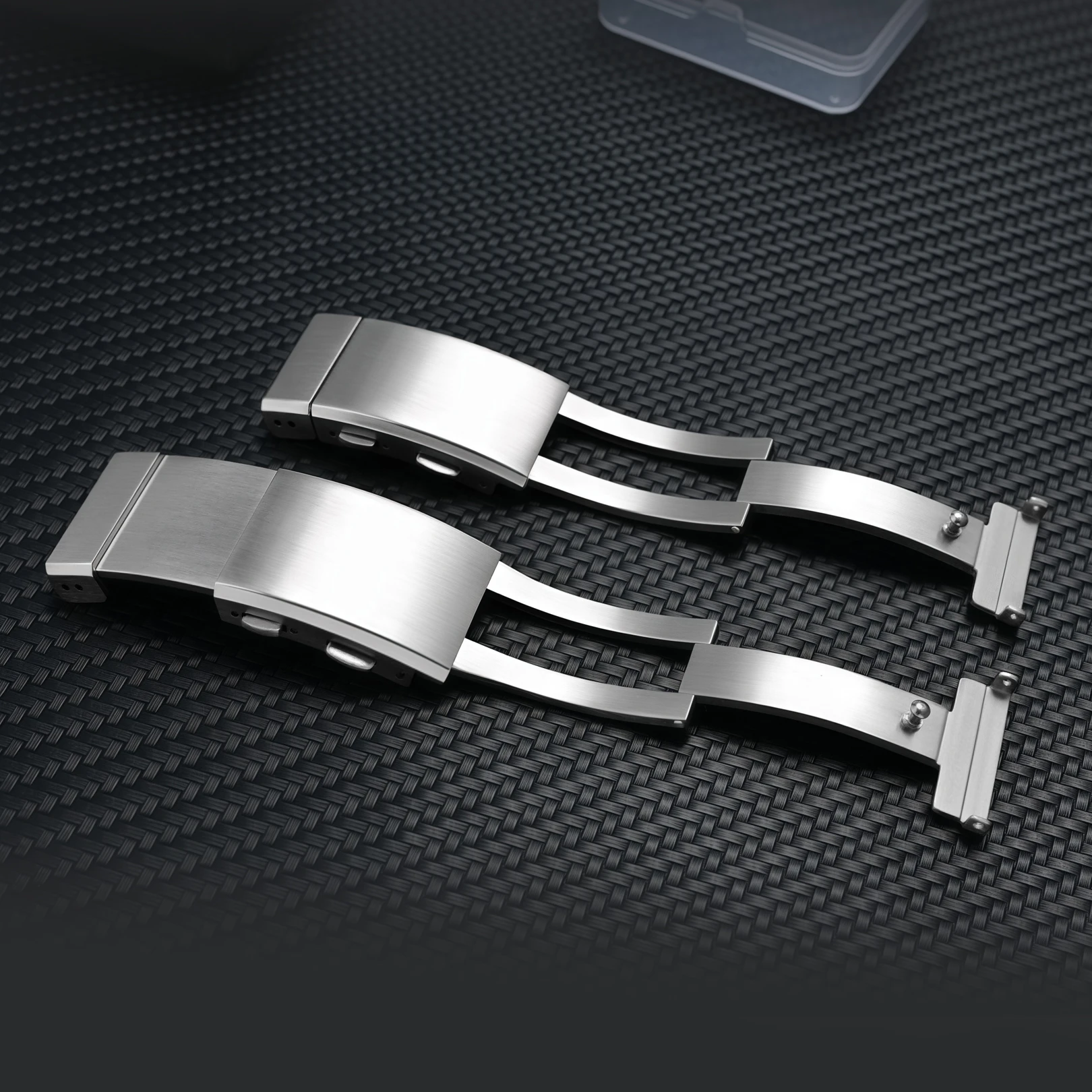 16mm 18mm 20mm 22mm 316L Solid Stainless Steel Brushed Folding Safety Buckle Double Push Extendable Adjustable Watch Band Clasp image 3