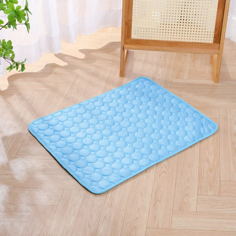 Kühlmatte Sommer Katzen- und Hundesofa Nestbett Kühlende Schlafmatte für kleine Hunde Haustiere Langlebige Sofa-Kühlmatte Decke Haustier-Kühldecke
