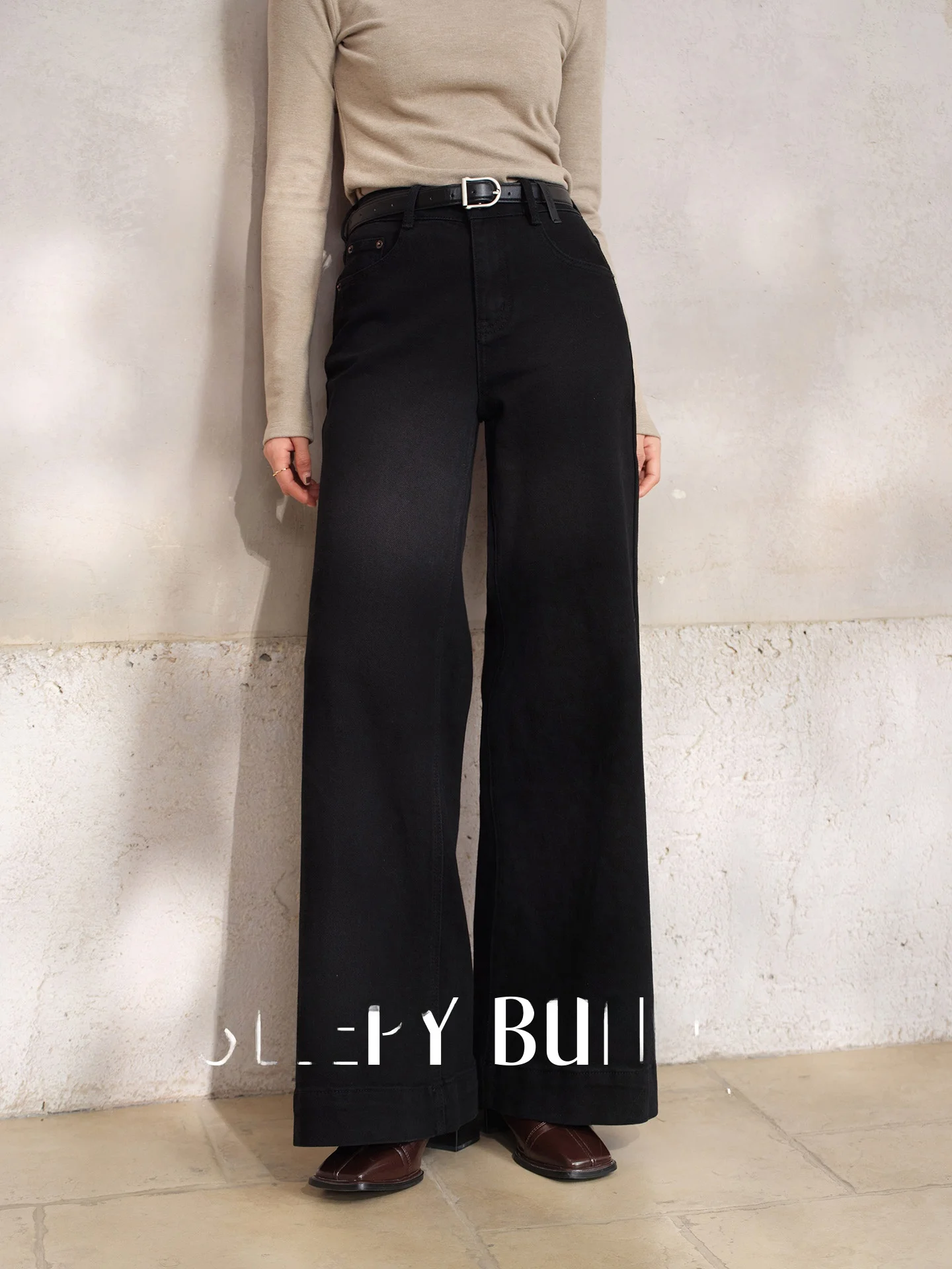 

Женские джинсы с высокой талией и драпированным эффектом, винтажные, черные, свободного кроя, расклешенные, удлиняющие ноги, весенние