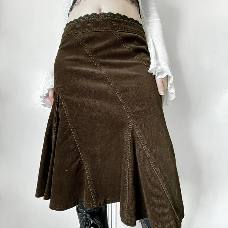 

New retro lace patchwork split design velvet mid length skirt