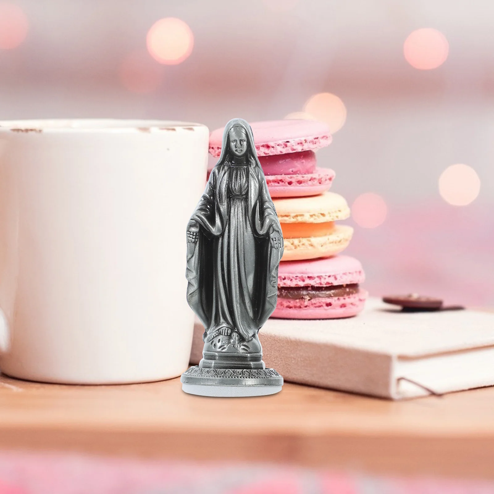 

Vintage Alloy Virgin Mary Statue Elegant Religious Home Decor For Desk Bookshelf Cabinet Spiritual Blessing For Gift Wedding