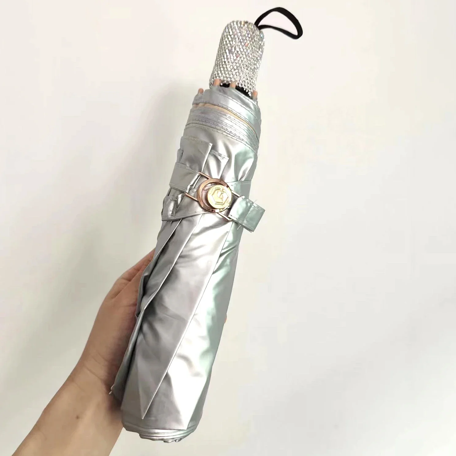 Bling Diamond Portable Sunshade Umbrella 3 fold UV Protection Folding Umbrella Sunshine Umbrella Travel outdoors Sunscreen Tool