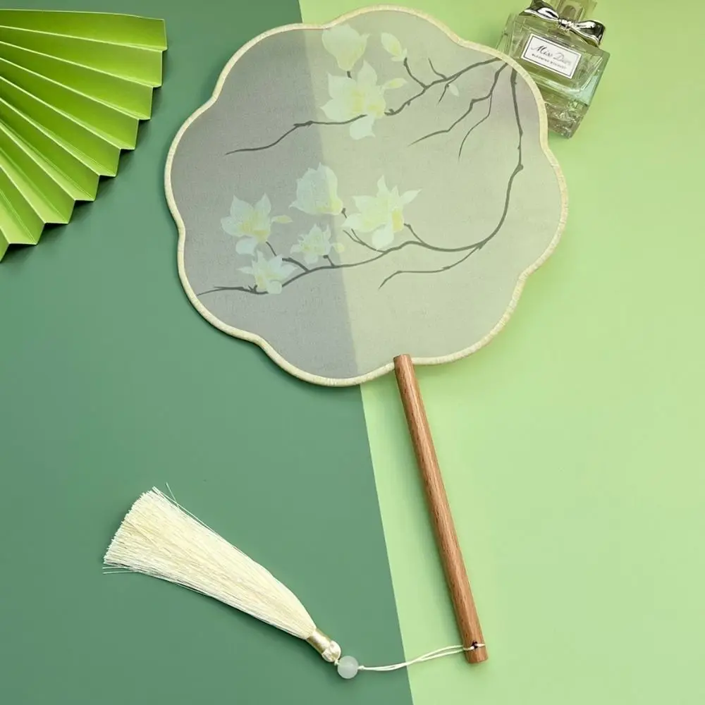 Chinese Style Chinese Embroidery Fan Handheld Lycoris Pattern Bridal Group Fan with Tassels Translucent Tuan Fan Home Decor