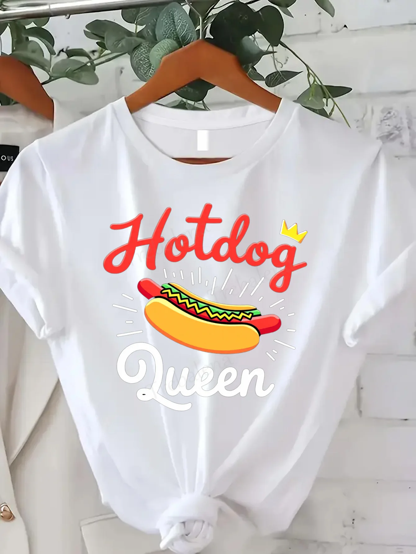 

Women T-shirt Hotdog Queen Tee - Fun & Sexy Women's T-Shirt