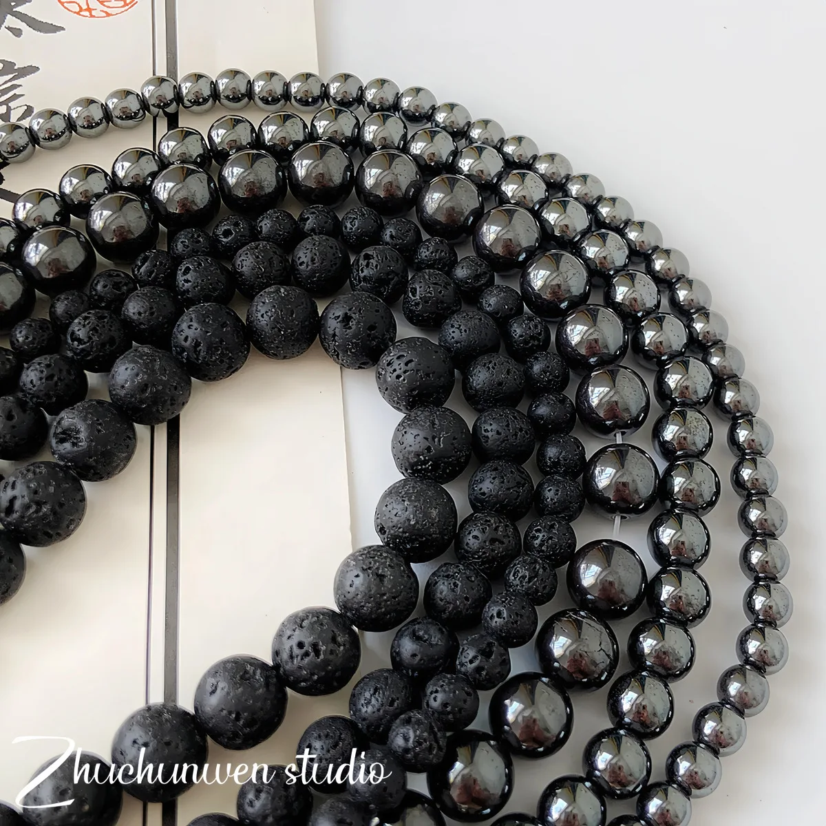 100 قطعة 6/8/10 مللي متر الحجر البركاني الطبيعي النقي الخرز المستديرة سلسلة سوداء حبة Diy بها بنفسك الرجعية الإكسسوارات سوار قلادة المواد
