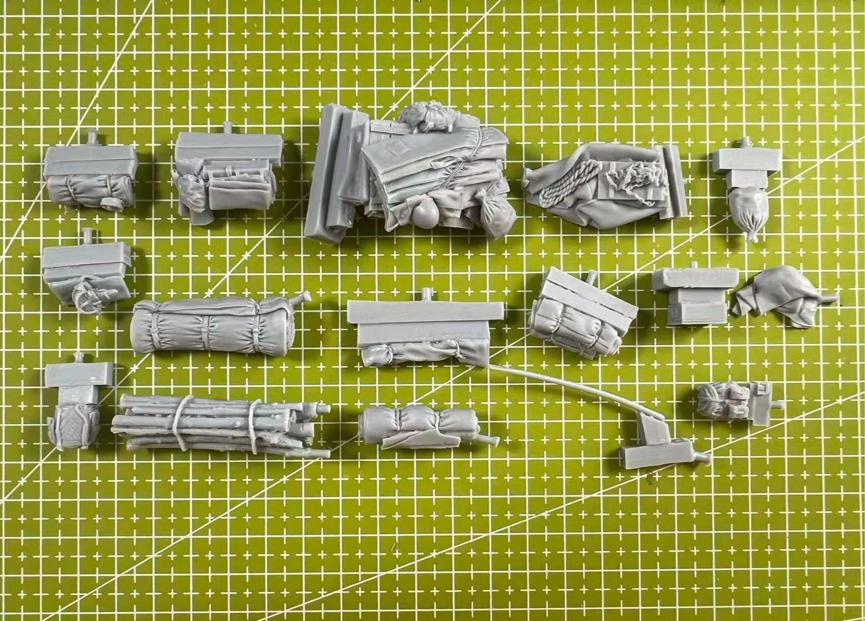 高品質 1:35 キャストレジンモデル戦車 ISU-152 アクセサリーパイルキット 未塗装