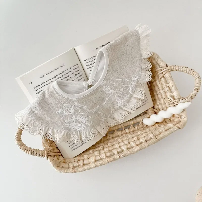 

1 шт. Простые европейские детские слюнявчики для мальчиков и девочек с цветочным, точечным и полосатым принтом, мягкие хлопковые салфетки для отрыжки, аксессуары для кормления новорожденных