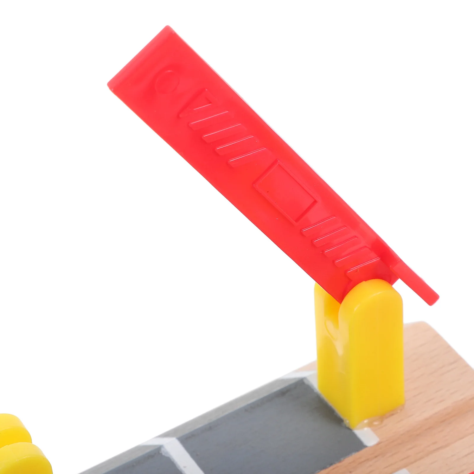 Akcesoria do drewnianych torów kolejowych, szyna, bariera do samodzielnego montażu scenek, rozwój umiejętności motorycznych, bariera na szynę kolejową.