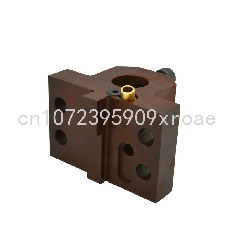 CNC lathe turret tool holder