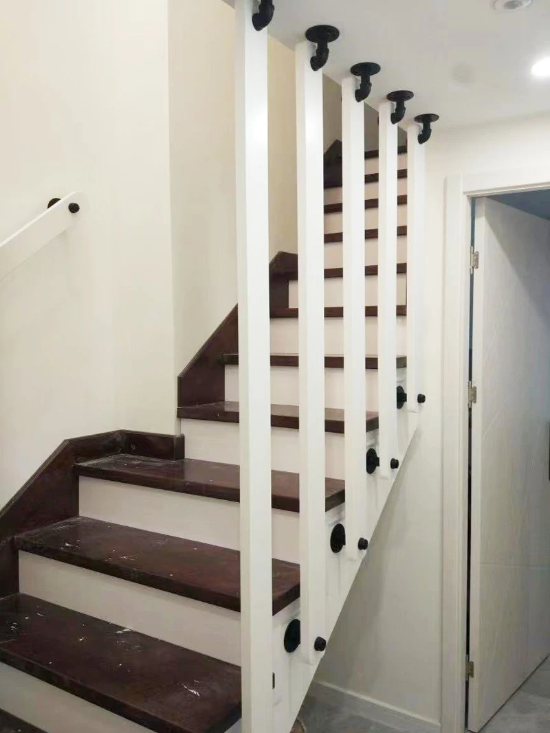 Korea White Solid Pine Wood Decorative Corridor Safety Handrails Stairs Attic Columns Duplex Bar Guardrails With Iron Brackets