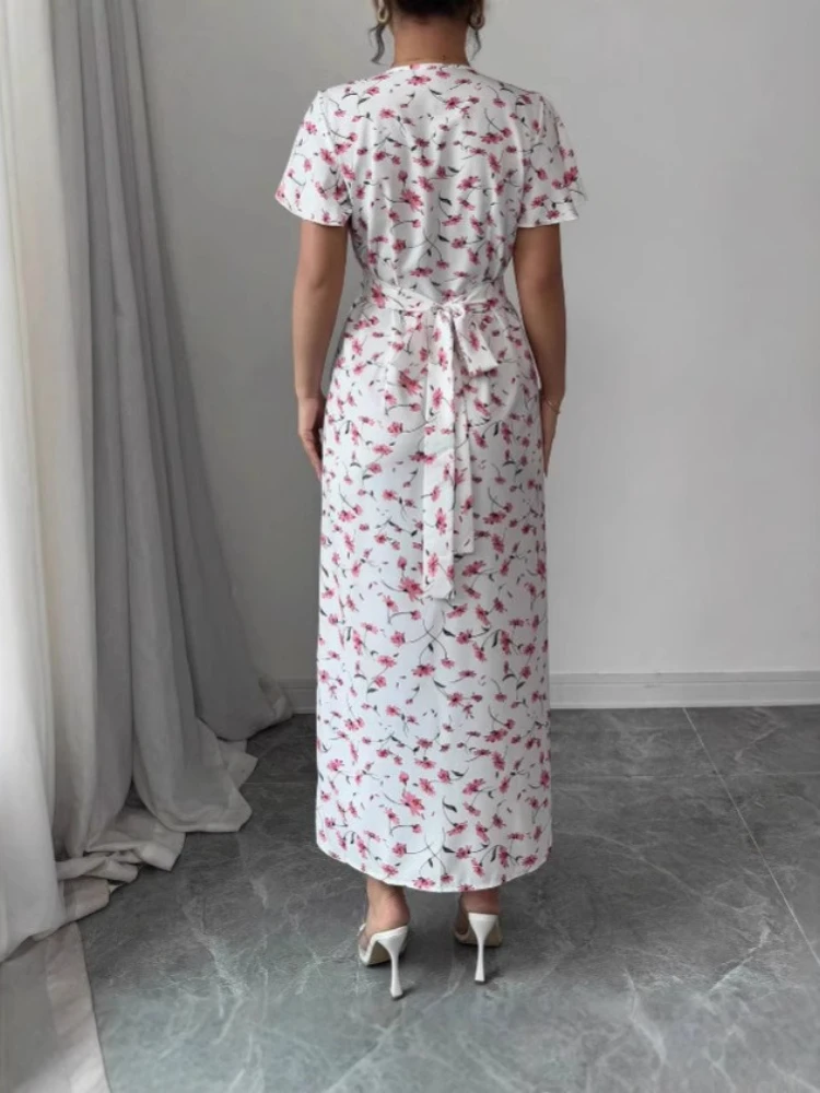 Summer New Style Advanced Feeling Dress Printing Design Short Sleeved Long Skirt Sweet V Neck Commute Waist Hugging Dress