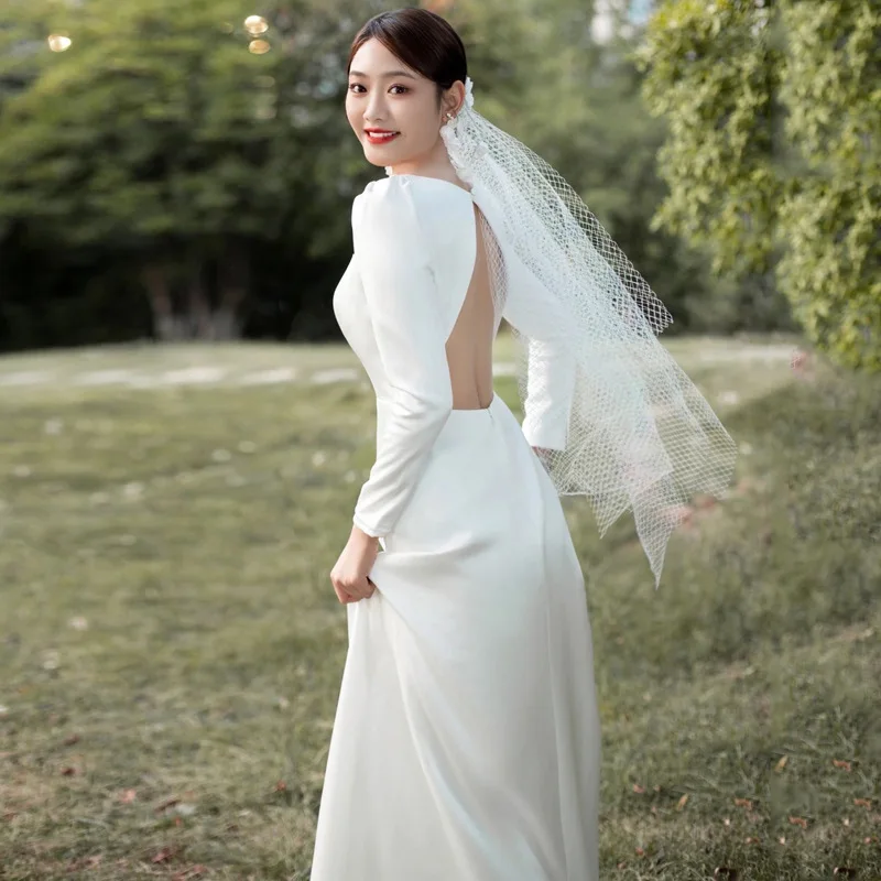 Robe de mariée française légère à manches longues, robe de mariée en satin, tempérament simple, Mori tendance, photographie de voyage, sortie, bienvenue, nouveau