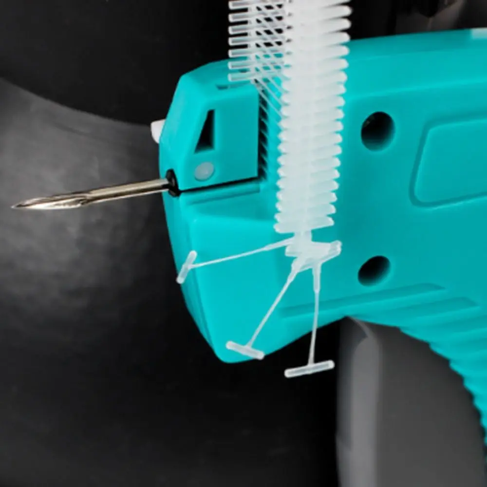 Economical Effort Hanger Labeler Quick Tagging Portable Needle Applicator Durable Efficient Operation Marking Machine