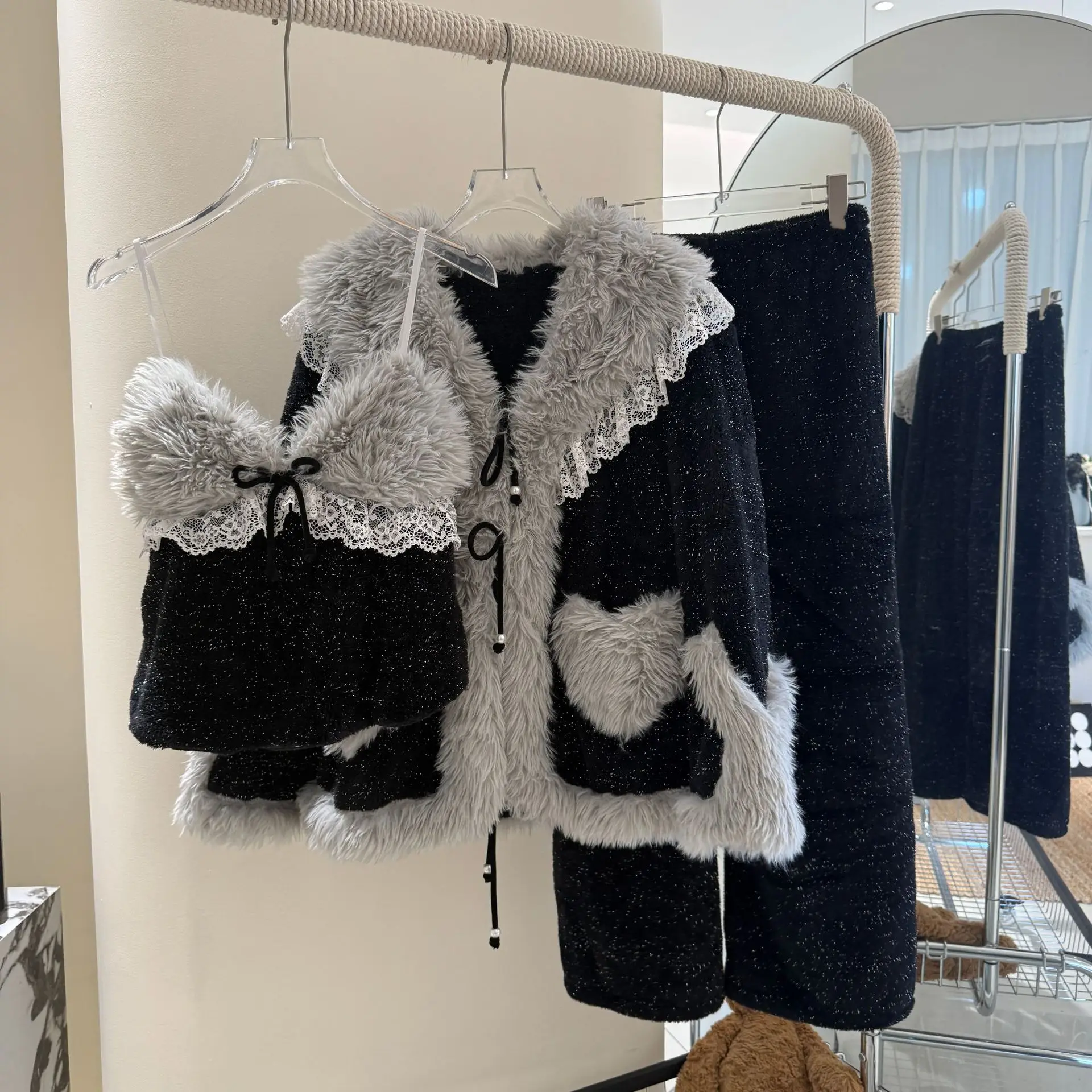 

Черная домашняя одежда, ночная рубашка из кораллового флиса, зимняя теплая фланелевая рубашка, брюки-слинг, повседневная одежда для сна, интимное белье