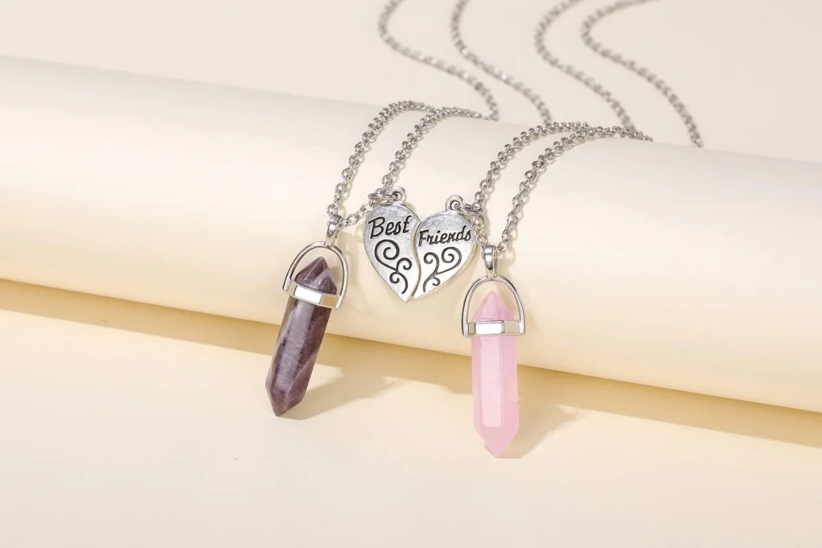 Set Di 2 Collane BFF A Forma Di Coniglio E Cuore – Regalo Perfetto Per Migliori Amiche In Bianco E Oro