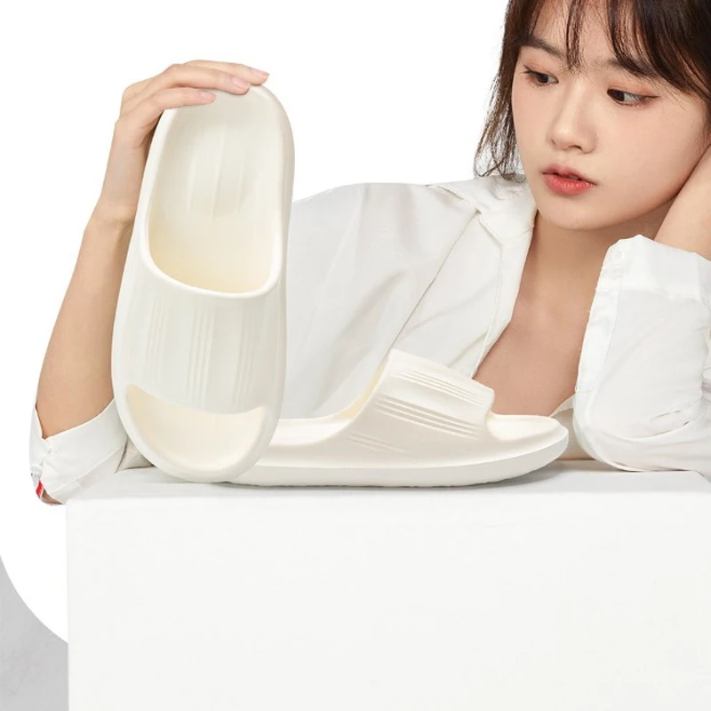 

House Slipper Woman Cloud Summer Flip Flop Sandals Beach Slides Casual Home Shoes Flat Platform Female Non Slip Bathroom clapper