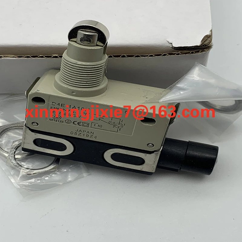 Original Integrated Circuit Limit switch D4E-2C10N D4E-1C10N D4E-2A10N D4E-2B10N D4E-1D20N D4E-1B20N D4E-1C20N  D4E-1D10N