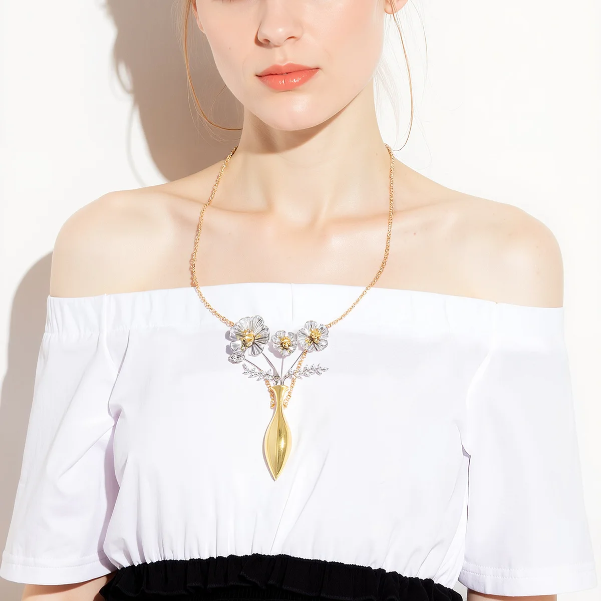 

Big Exaggerated Contrast Flower Drop Earrings and Necklace For Women Creativity Design Jewelry Party Accessories