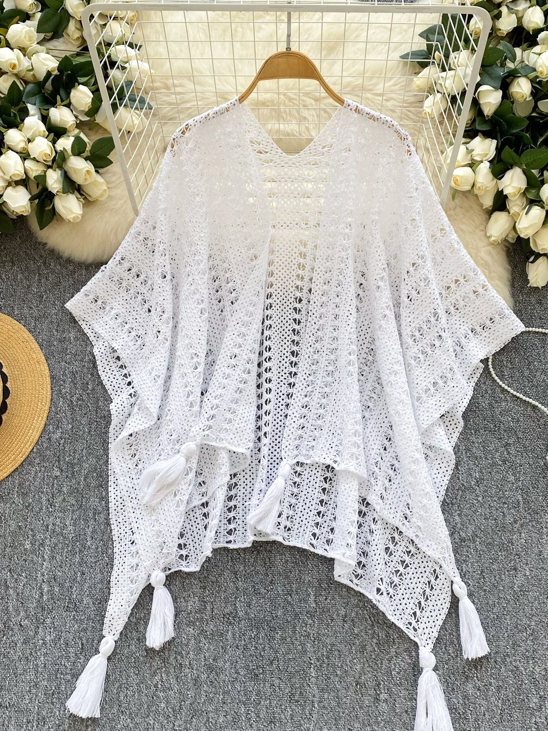 Sweet Knitted awl Women's Summer Vaion Retro Loose Asymmetrical Hollow out Fringe Outerwear Korean Sle Long Sve irt