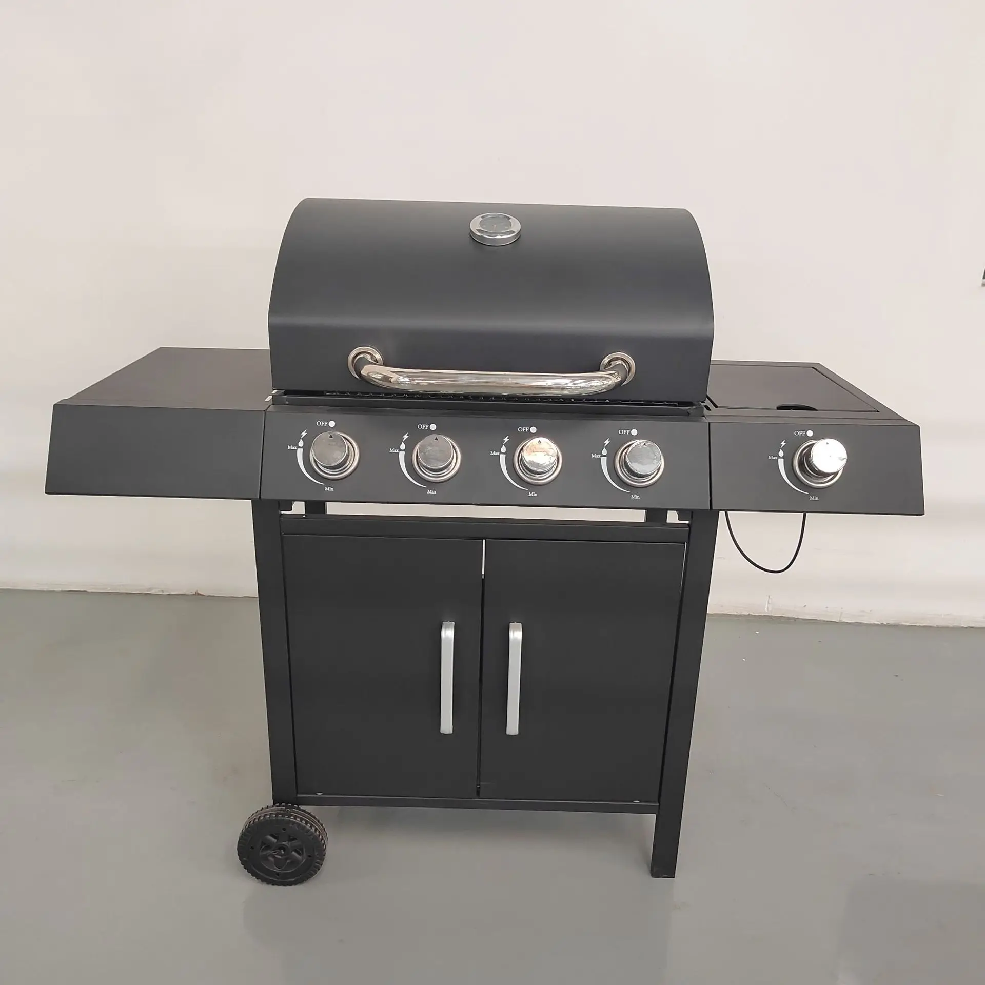 Household outdoor camping gas stew grill 4 burner large barbecue grill