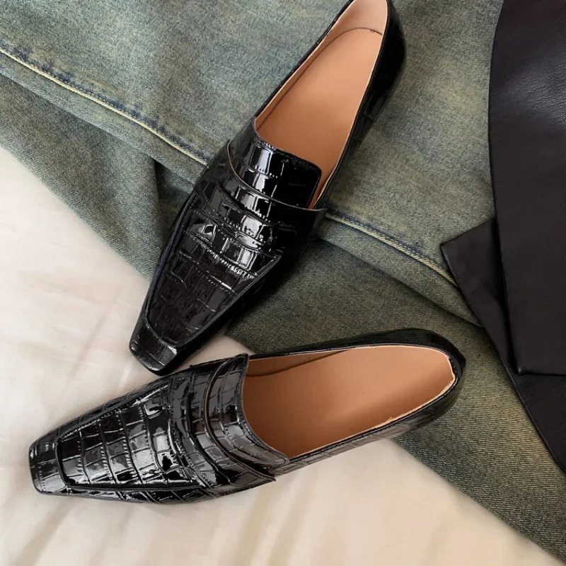 

Весна 2024, новинка, кожаные туфли с квадратным носком на узком каблуке, женские кожаные туфли с узором, элегантные дизайнерские офисные женские туфли в стиле ретро