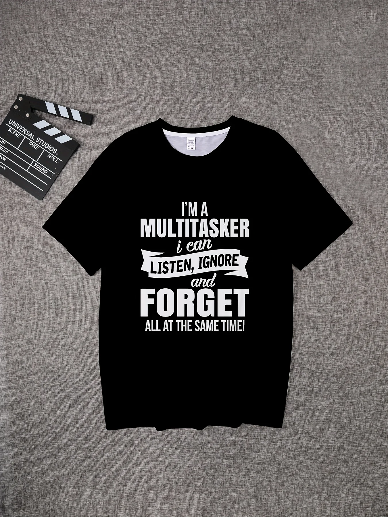 I am a multi-functional graphic, humorous man, black summer cotton short-sleeved T-shirt.