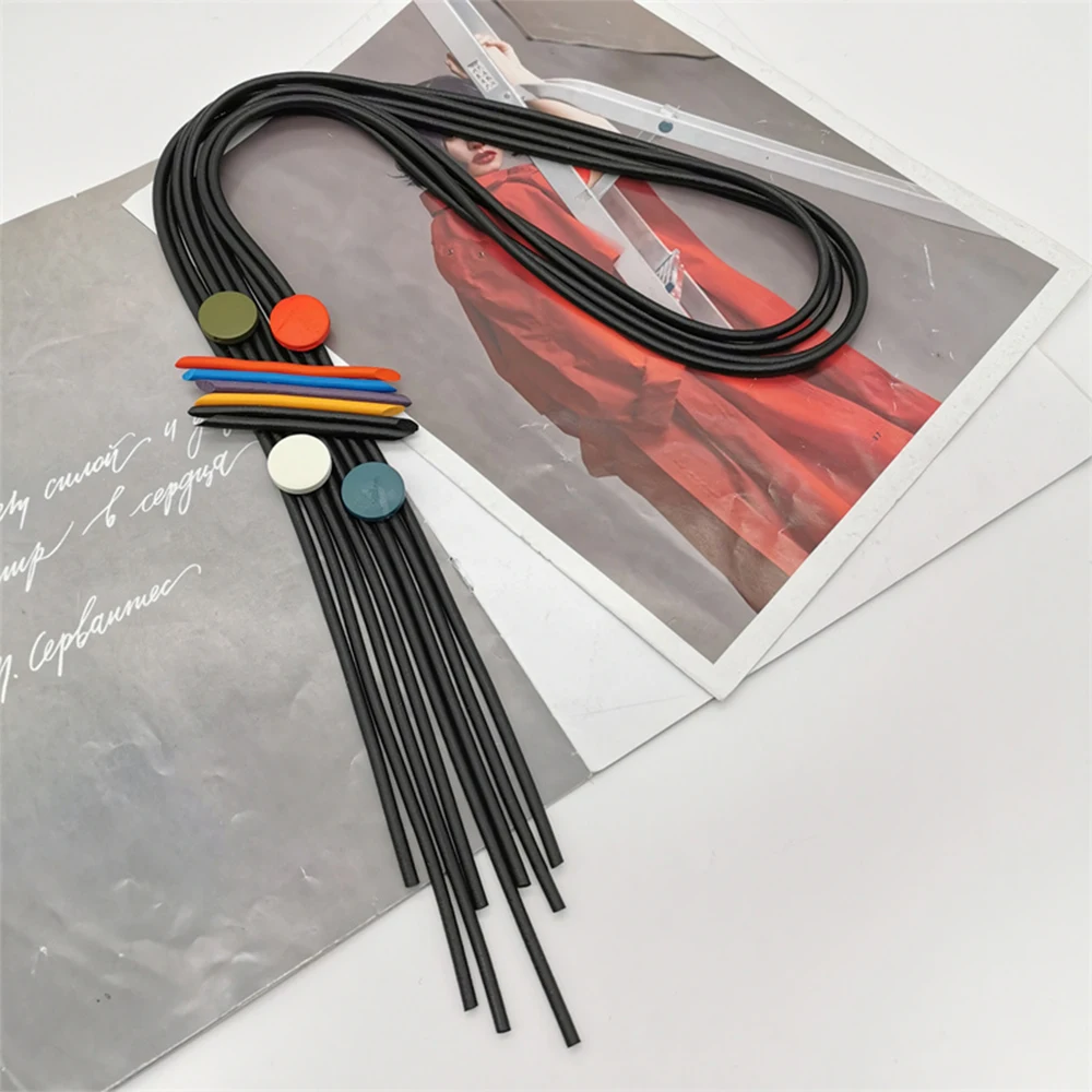 UKEBAY Neue Lange Quasten-Halsketten für Damen, Designer Handgefertigte Luxus-Anhänger-Halskette, Gummi-Schmuck, Holz-Accessoires Halsketten – Detail 4