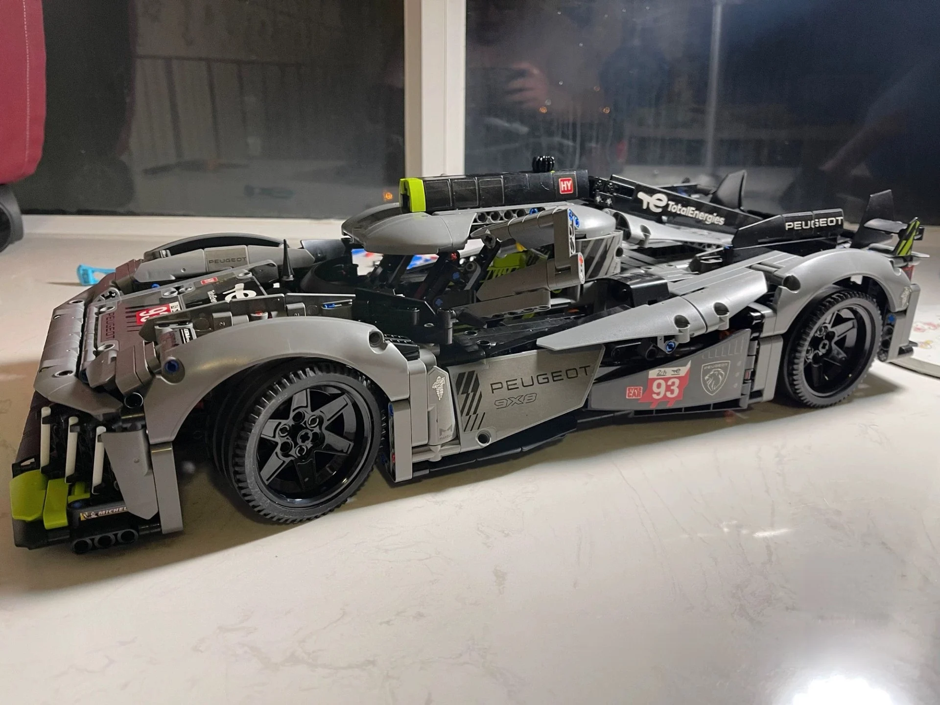 Giocattoli per bambini Regali per adulti Tecnici 42156 1775 pezzi Modello di auto sportiva da corsa Blocchi di costruzione Veicolo a velocità meccanica Supercar Mattoni