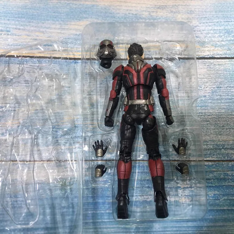 Venta caliente Marvel muñeca máquina Marvel exposición vengadores 4SHF móvil Ant Man 2 adorno hecho a mano modelo muñeca Anime regalo de vacaciones