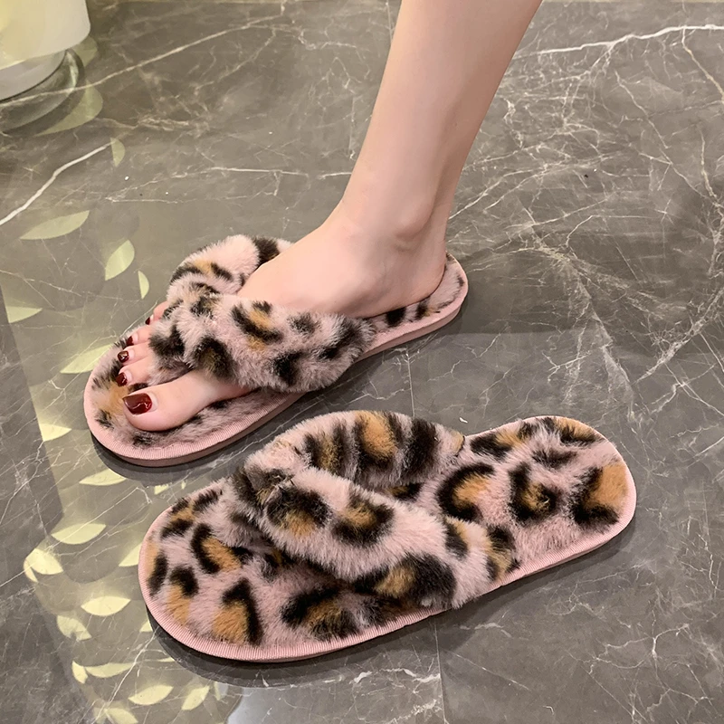 2024 New Women's Thick-soled Non-slip Plush Slippers Autumn and Winter New Home Indoor Cotton Shoes Women's Plush Flip-flops